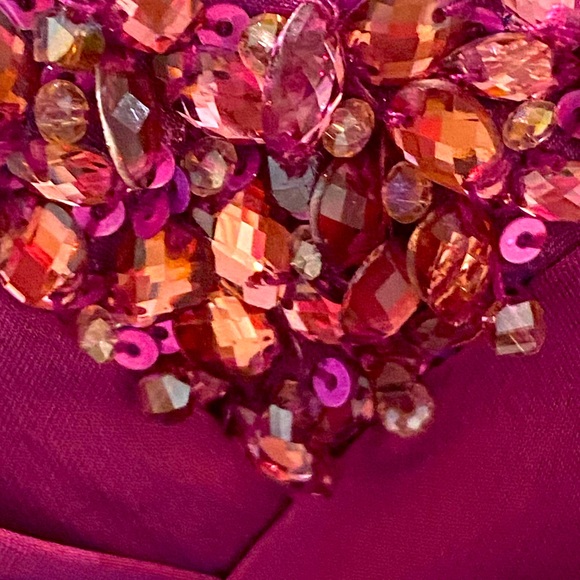 La Femme Strapless Open Back Short Formal Gown with Beaded Detail - Picture 3 of 10